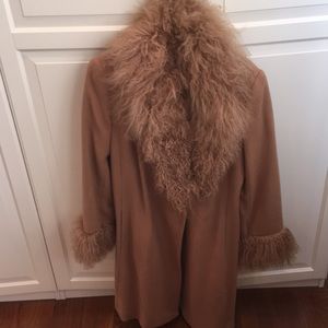 Camel wool coat with fur collar and cuffs